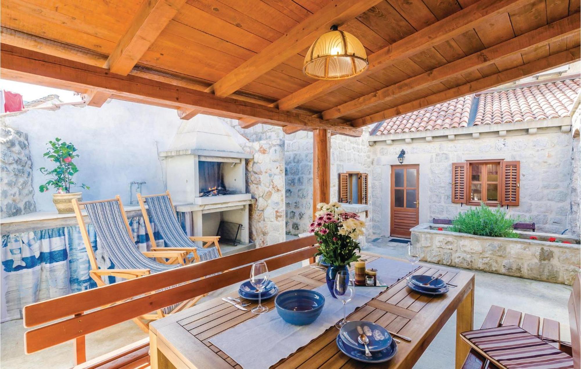 Cozy Home In Slano With Wifi מראה חיצוני תמונה