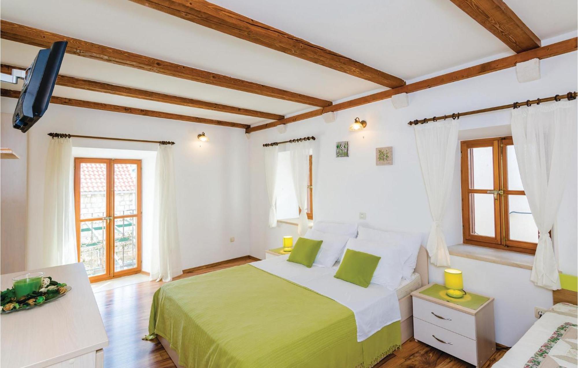 Cozy Home In Slano With Wifi מראה חיצוני תמונה